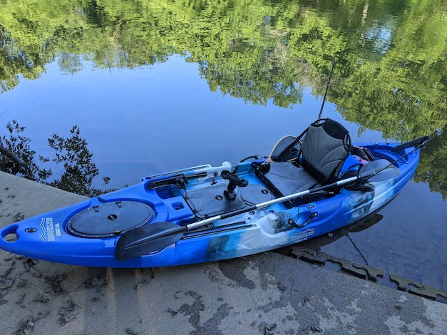  Kayak de pesca UH-RA220 de BKC de 11,5 pies con